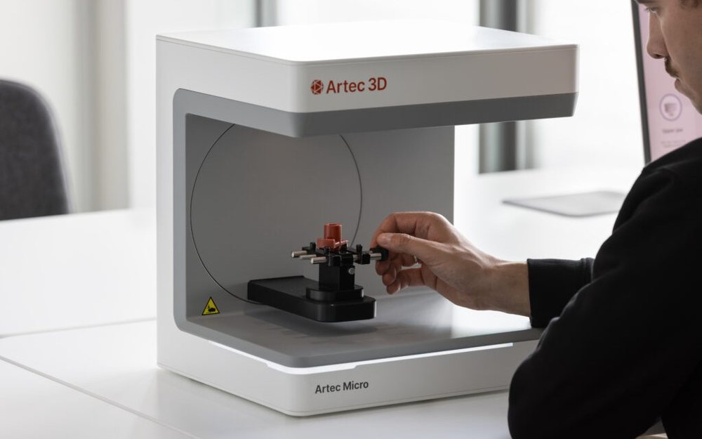 An Artec Micro II desktop 3D scanner in use
